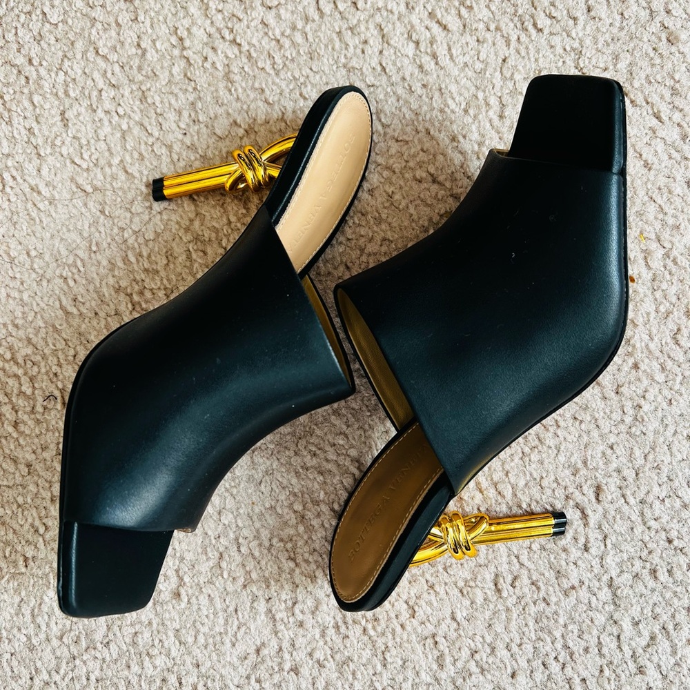 Bottega Veneta Knot Heeled Sandals